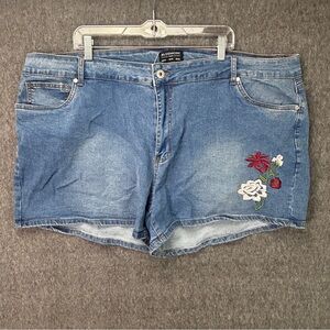 Bloomchic Denim Shorts Womens 26 Blue Embroidered Floral Mom Fit Plus Stretch